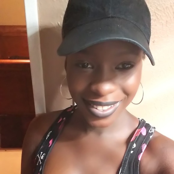 Meet your Posher, Shanae - Picture 1 of 1